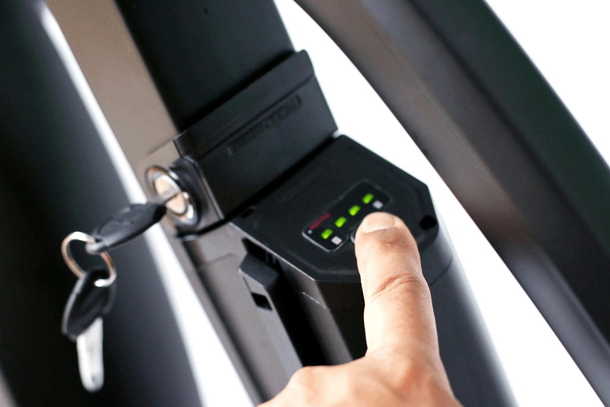 FX-Series 750 Fat Tire Bike - Image 13